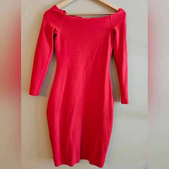 L'Agence Daphne Off the Shoulder Dress in Red XS - Picture 2 of 6
